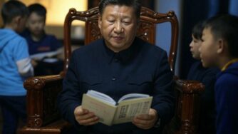 Cuentos Chinos: La Ficción Detrás de la Potencia Tecnológica